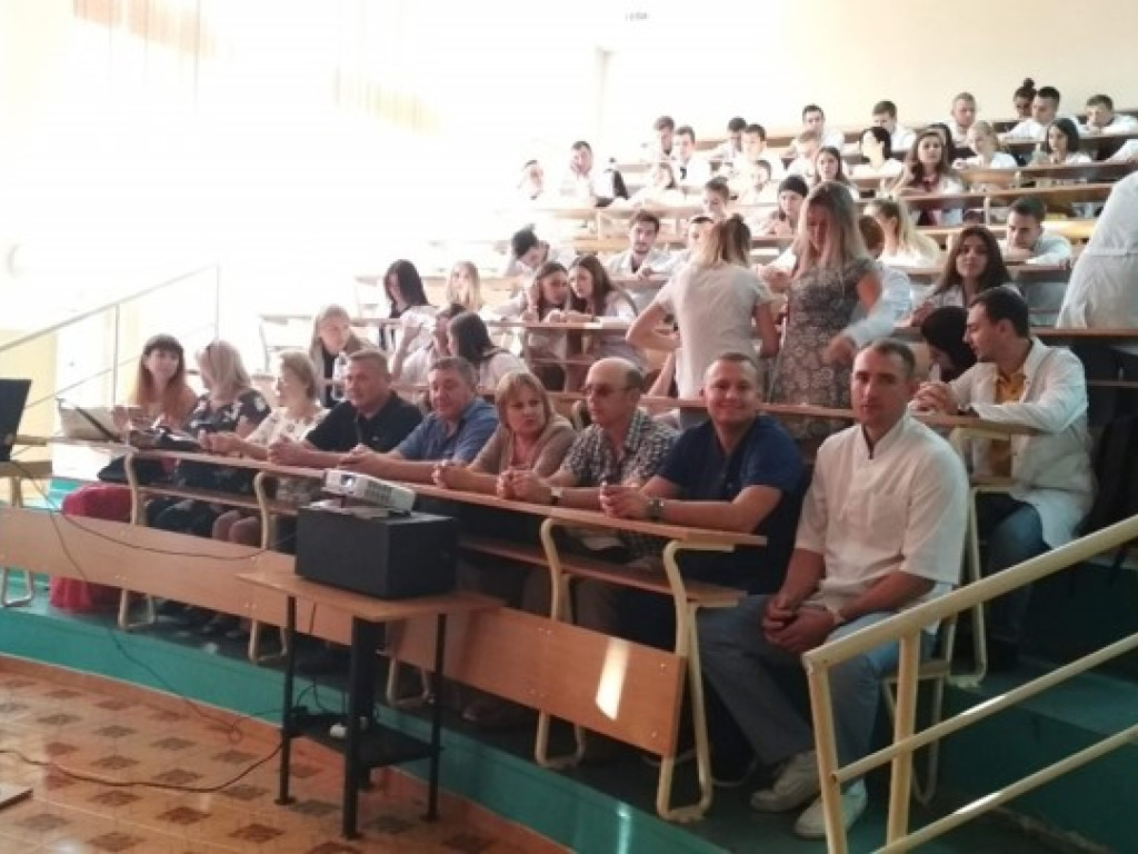 Знайомство кураторів зі студентами 4 курсу